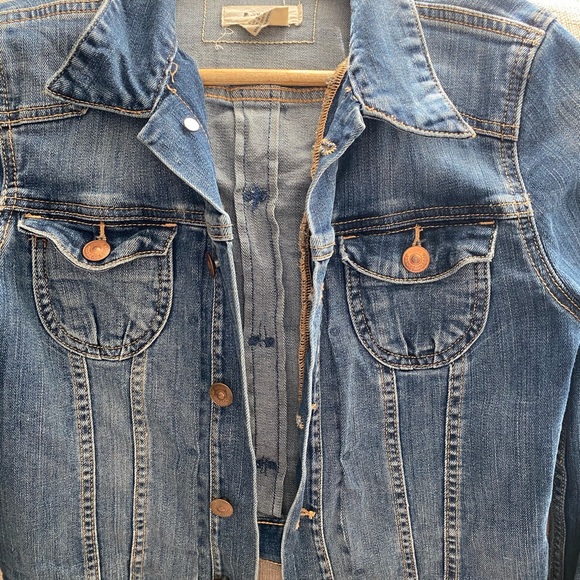 Jean jacket - Picture 2 of 4